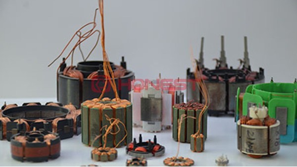 怎樣選擇合適的電機(jī)繞線機(jī)設(shè)備？